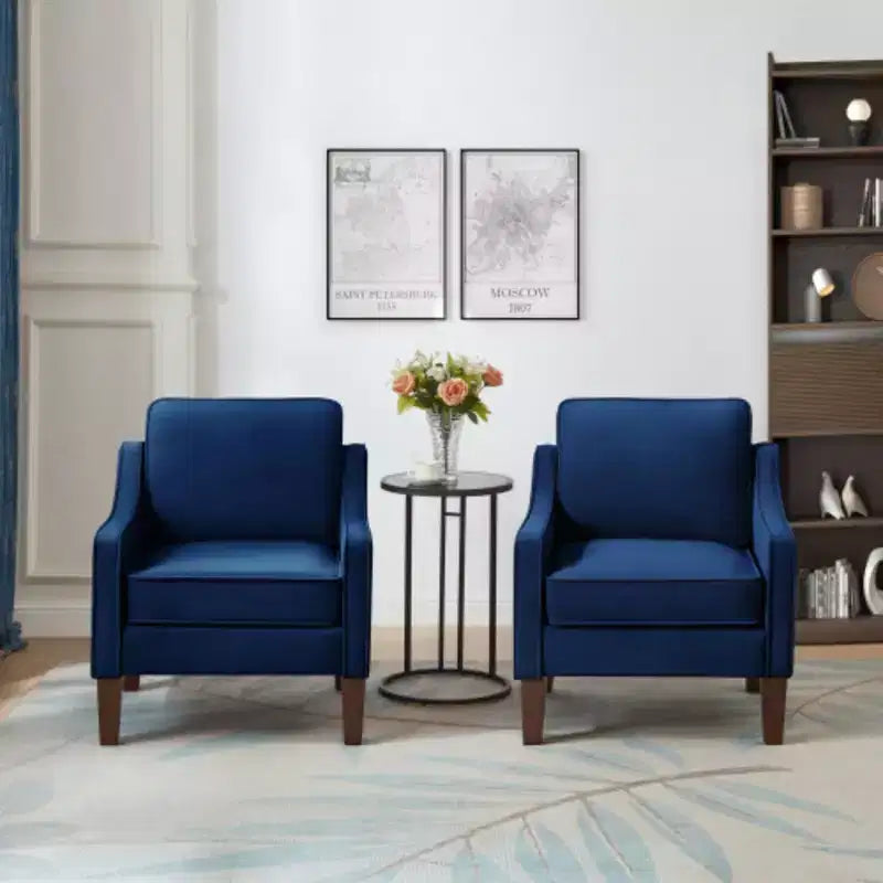 Accogliente poltrona da soggiorno: velluto blu navy, moderna