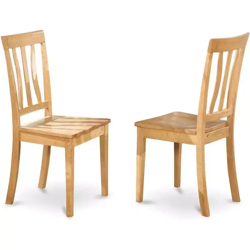 Sedia da cucina e sala da pranzo stile medievale, seduta in legno
