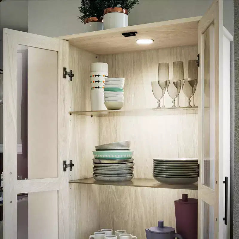 Vetrina Ameriwood Home Sherman con ante in vetro e cassetto portaoggetti, rovere bianco