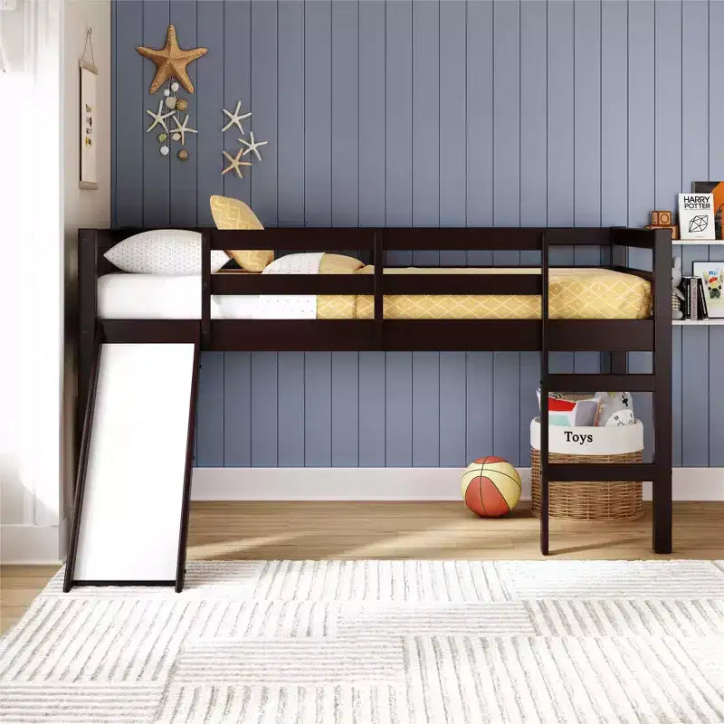 Letto junior a soppalco per bambini con scivolo