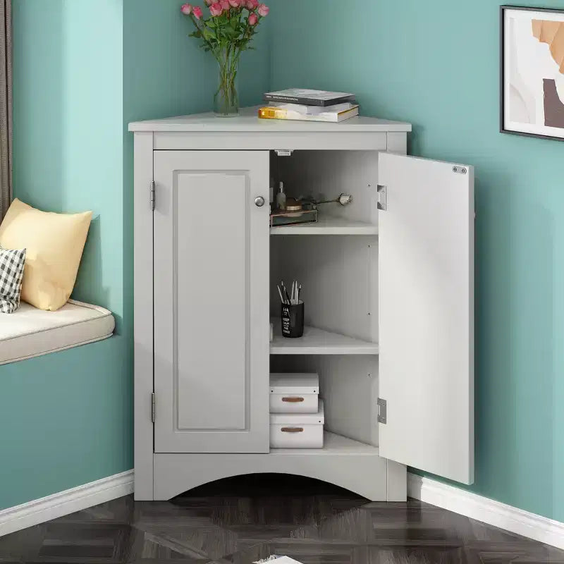Mobiletto triangolare ad angolo per il bagno, con ripiani regolabili