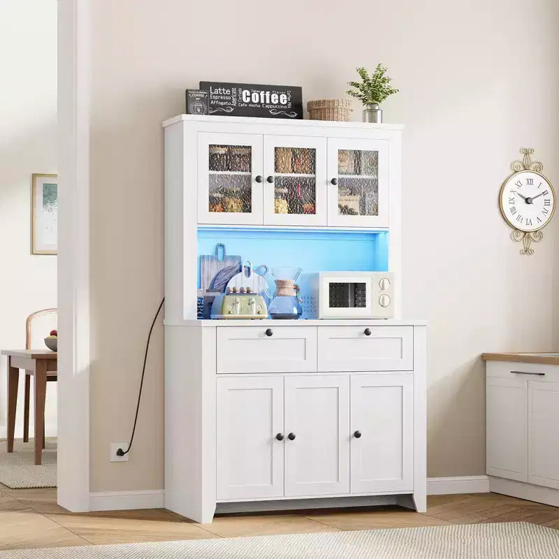 Dispensa alta 66 pollici con luci LED e stazione di ricarica, mobile da cucina con credenza, angolo caffè e cassetti contenitori